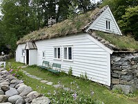 laag huis uit de kuststreek