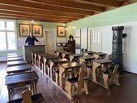 het klaslokaal in het folkloremuseum