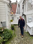 wandelen in de straatjes op de heuvel