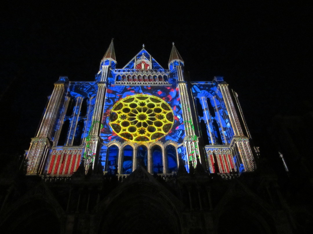 Kathedraal by night
