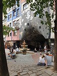 Hundertwasser haus