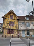 Één van de oudste huizen in Troyes, la Maison du Dauphin
