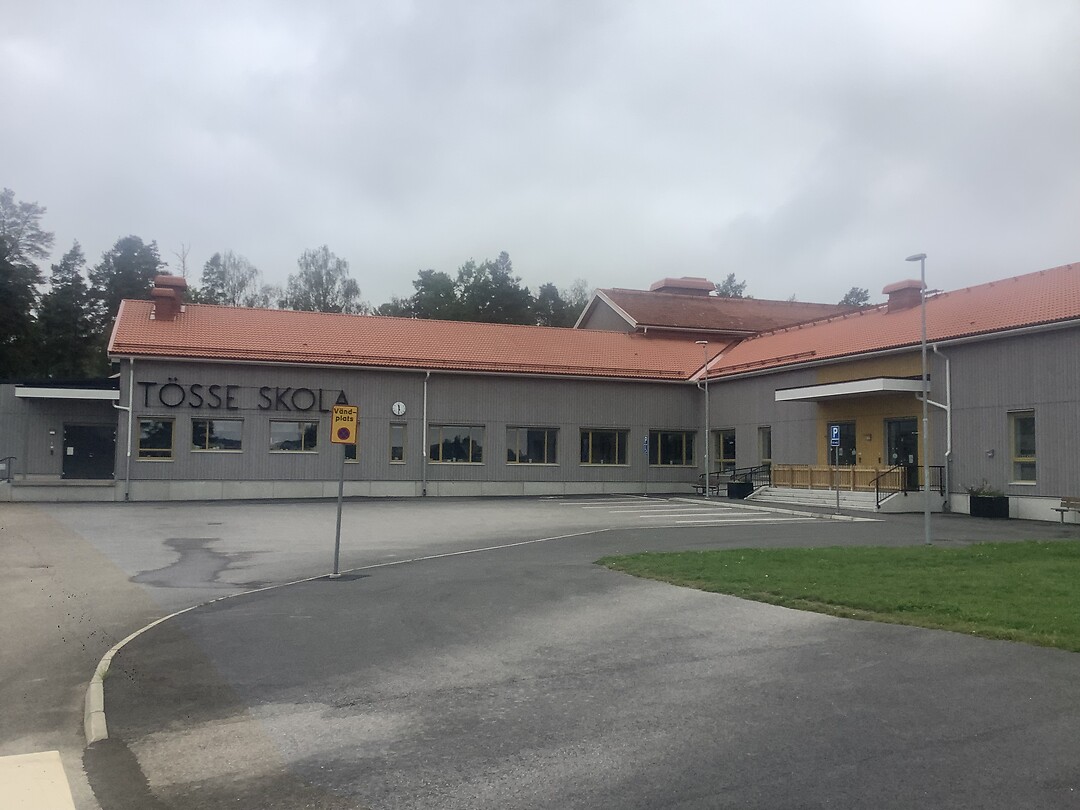 School in Tösse