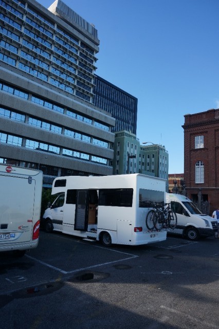 (2) Wellington 'Camping'