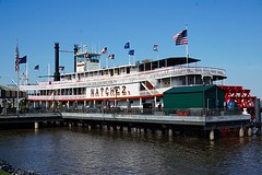 (12) De Natchez