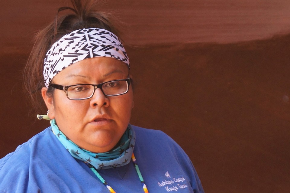 (13) Onze Navajo tourguide