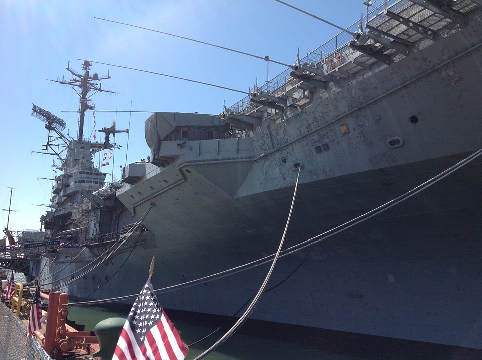 (14) USS Hornet