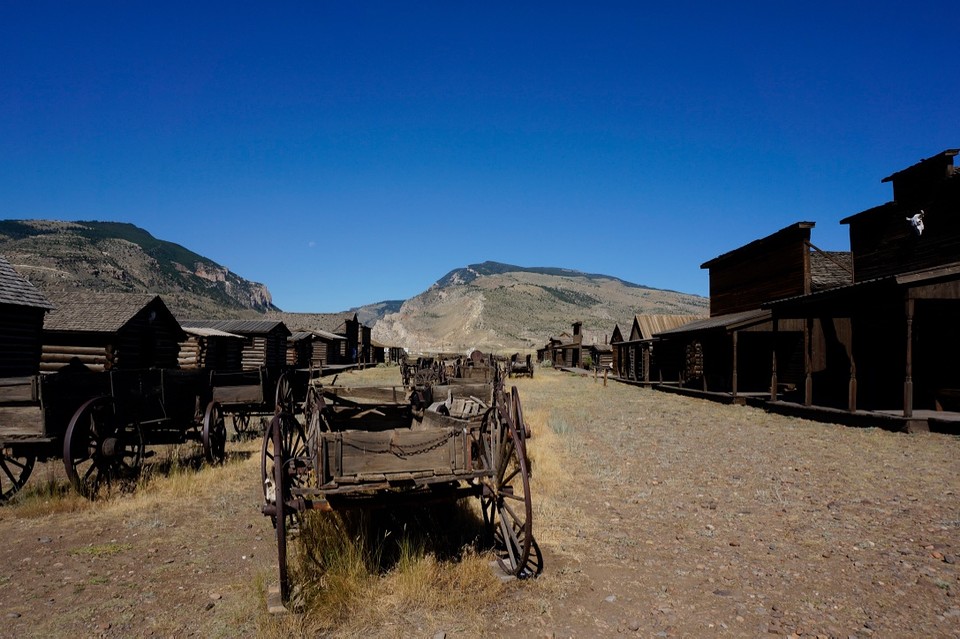 (15) ghost town