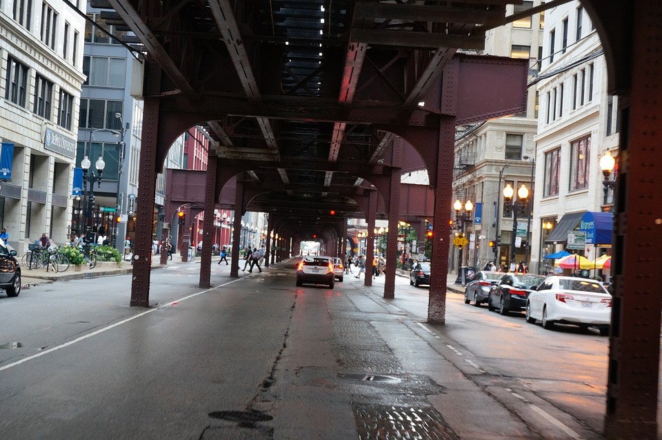 (16) Downtown Chicago