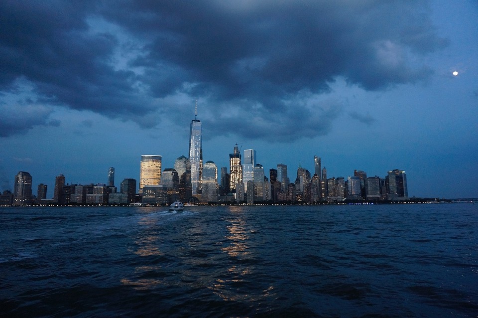 (16) Manhattan by night -2-