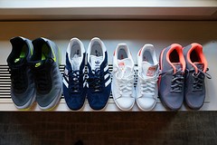 (16) nieuwe sneakers