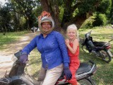 Fien op de moto