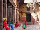 Bejaardentehuis op terrein van Pashupatinath