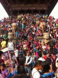 Het is nieuwjaar in Nepal; welkom in Bhaktapur, waar het Bisket-festival plaats vindt