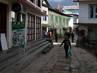 177-Daarheen en weer terug in Lukla