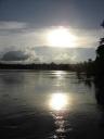 Ondergaande zon op de Kinabatangan River