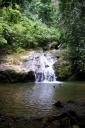 Schitterende waterval in de jungle, lekker zwemmen