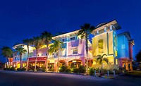 Lighthouse Inn avond