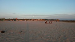 blik richting de pier en de haven