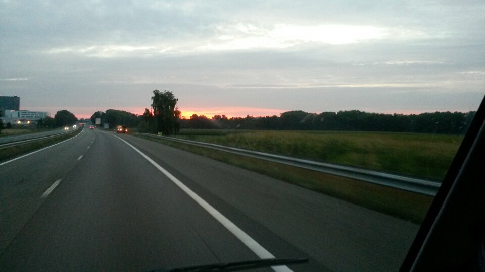 de zon komt op in Eindhoven