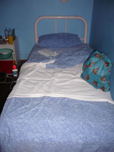 Mijn bed in mijn ´cel´