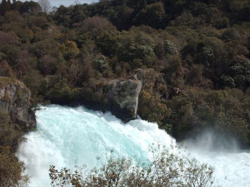 hukka falls in Taupo