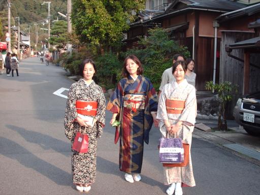 meisjes in kimono