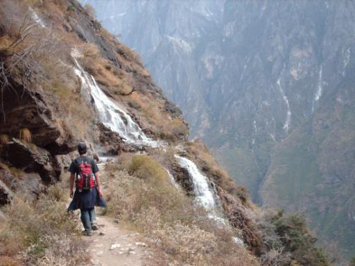 Tiger leaping gorge trek