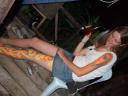 Moniek onder blacklight paint