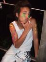 Patrick onder de blacklight paint