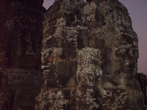 Bayon in het donker