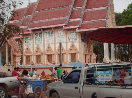tempelmarkt in prompiram