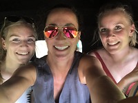 Yes, we fit in the tuk tuk 🤣