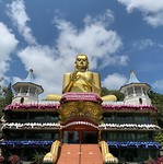 Rangiri Dambulla rock temple