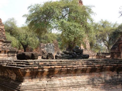 Wat Ratcha Burana 14