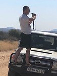 Nabij Windhoek 1e giraf gespot