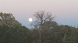 De andere kant van de zon de maan