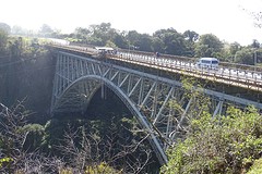 De brug (grens) tussen Zimbabwe en Zambia