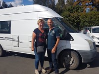 Met inze camper die ons 5 weken en 4 dagen alles heeft laten zien en wat zijn we lekker bruin he