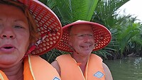 Ronddraaien coconutbootjes