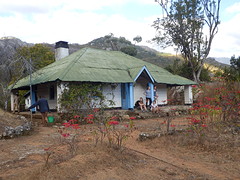 P6120136France cottage