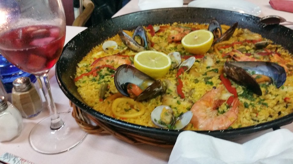 Paella y sangria Foto Naomi in Tenerife
