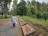 1000056279