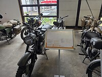 1000056672