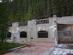 Ruine van wellness center Miette