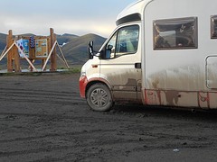 Slippery bij de Arctic Circle