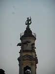 Rijk versierde toren.