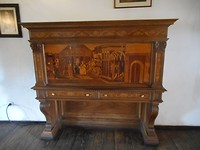 Of ingelegd met verschillende kleuren hout