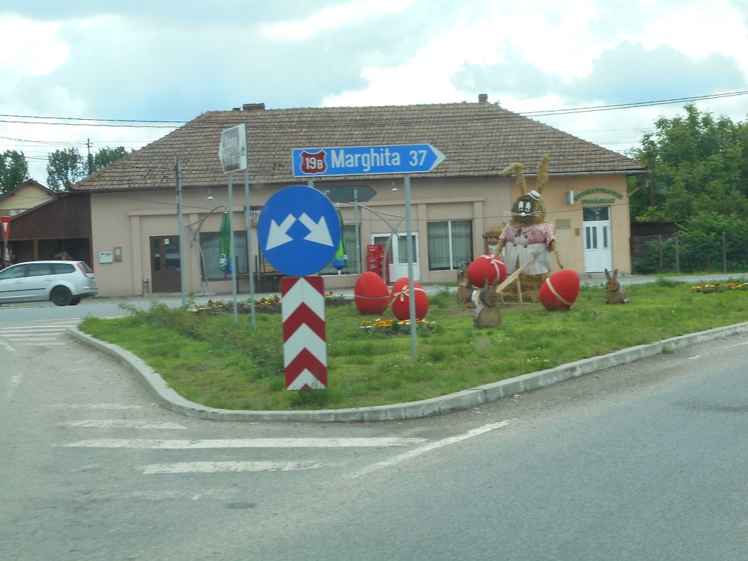 In Zalau knapt het weer op,zitten hier nog in de paasversiering