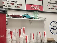" Lincoln Pit Stop " Restaurant